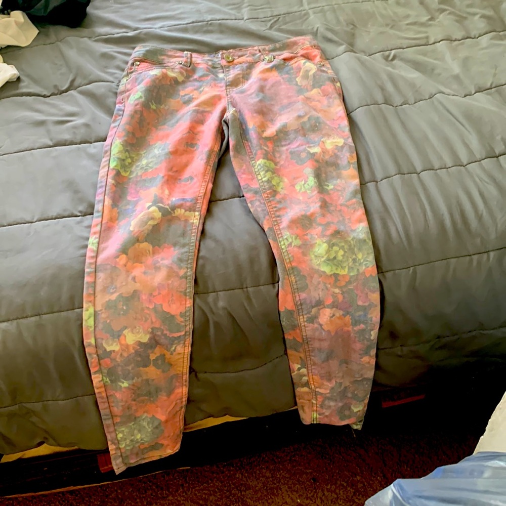 This is a pair of jeans really soft for the sensitive skin people